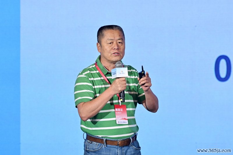 国度数据群众商议委员会委员、北京交通大学发挥张向宏。东说念主民网记者 翁奇羽摄